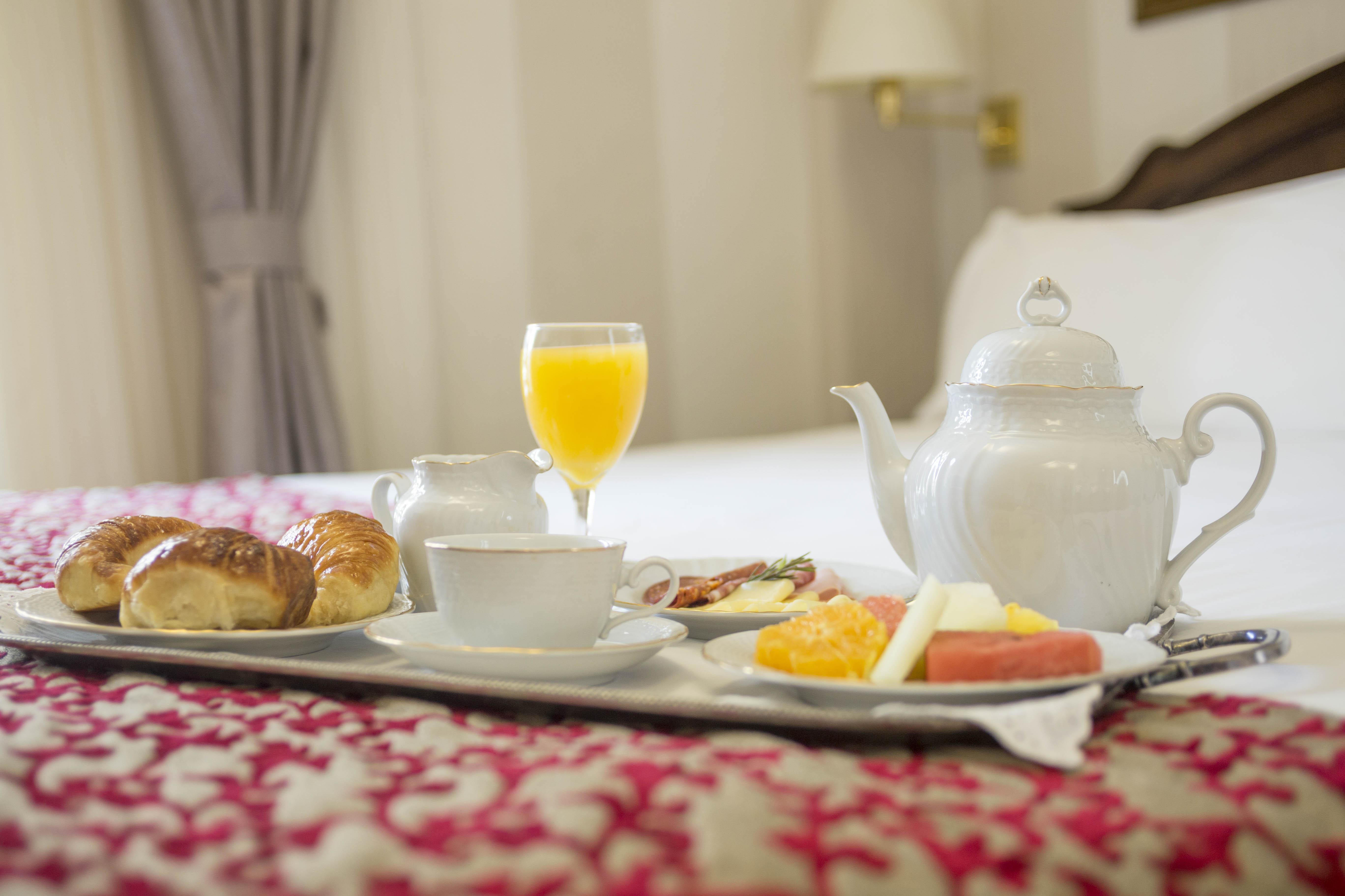 Claridge Hotel Buenos Aires Eksteriør billede Room service