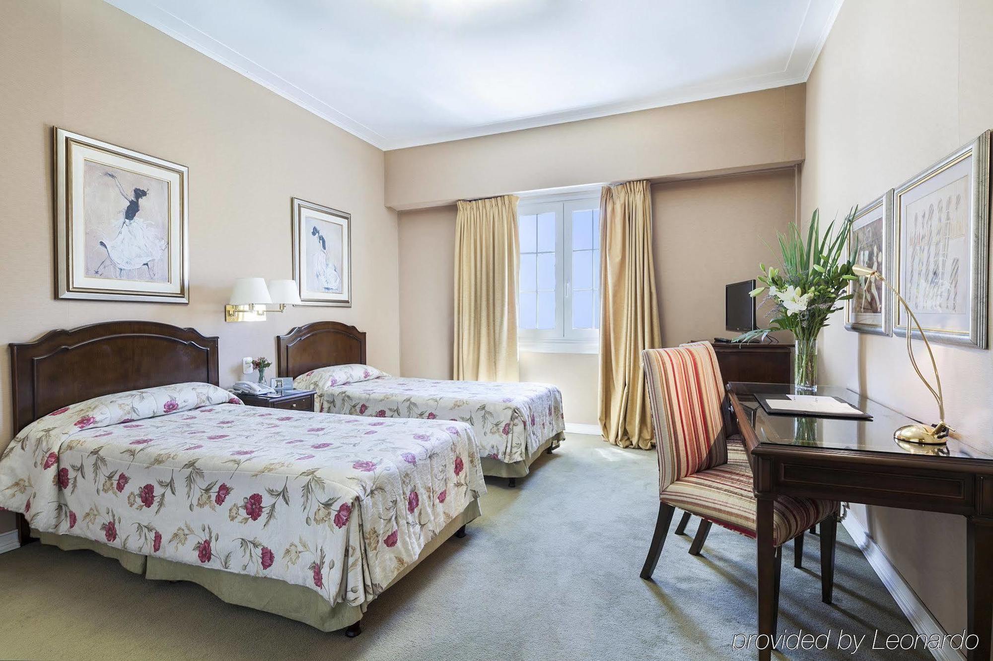 Claridge Hotel Buenos Aires Eksteriør billede A room at the hotel